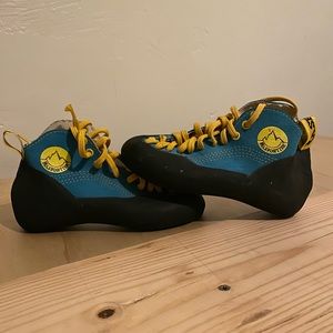 Gently used 90s Sportivas